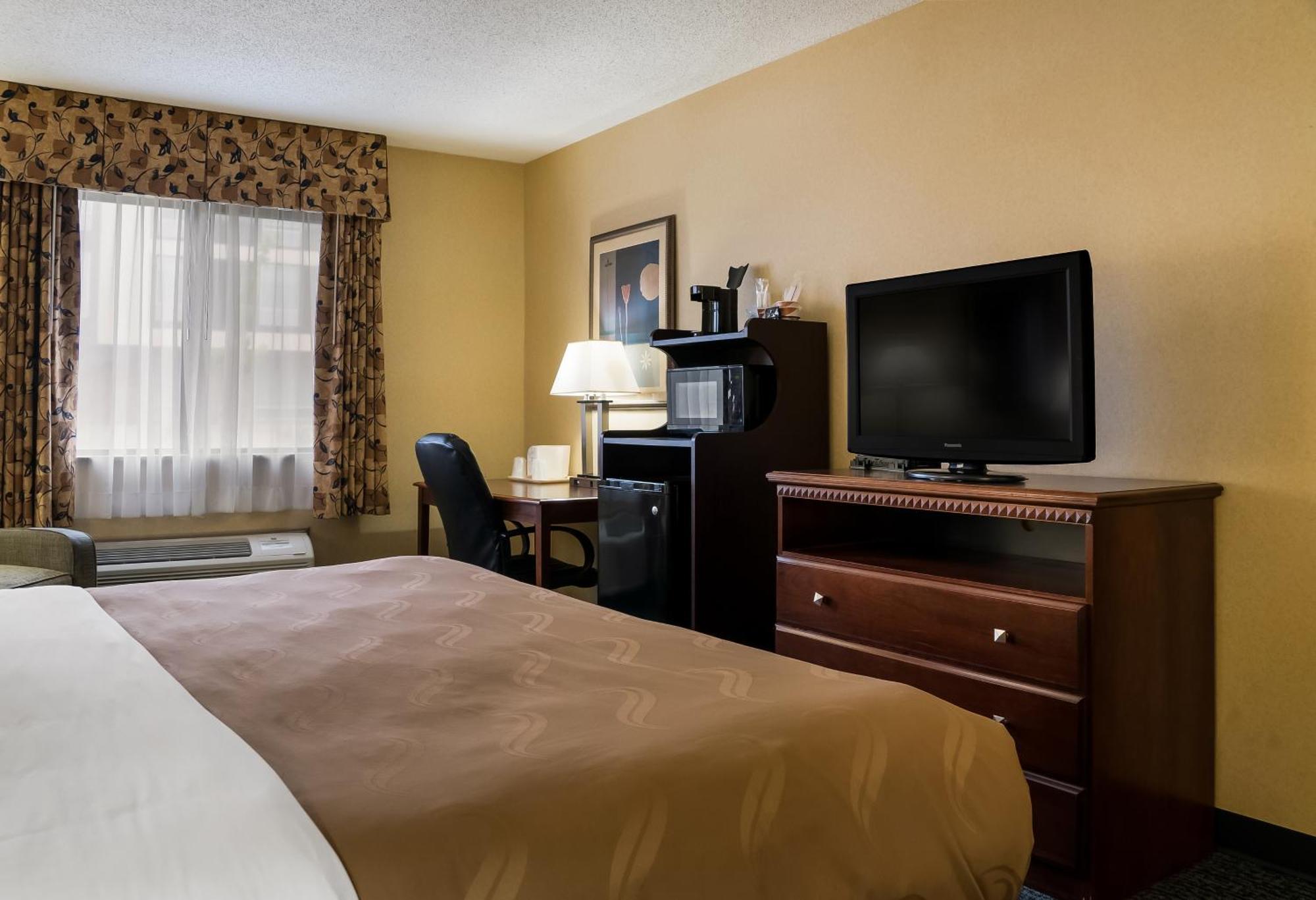 Quality Inn Grand Blanc - Flint South Exterior foto