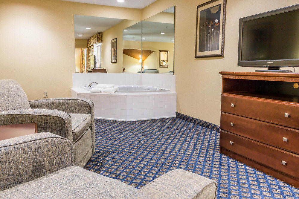 Quality Inn Grand Blanc - Flint South Exterior foto